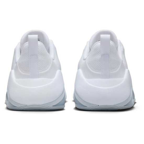 Nike Air Zoom Bella 7